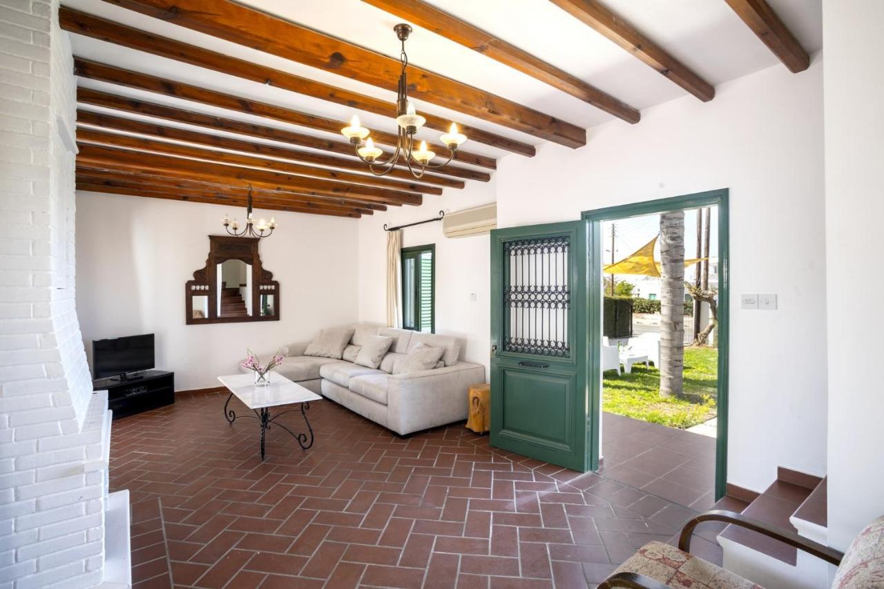 פרוטאראס The Apple Tree Villa מראה חיצוני תמונה
