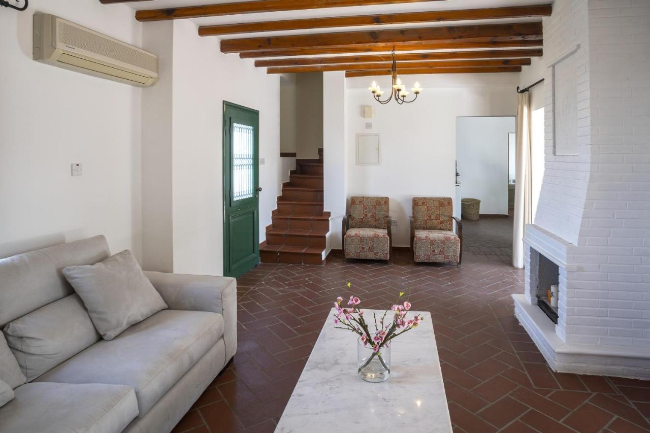 פרוטאראס The Apple Tree Villa מראה חיצוני תמונה